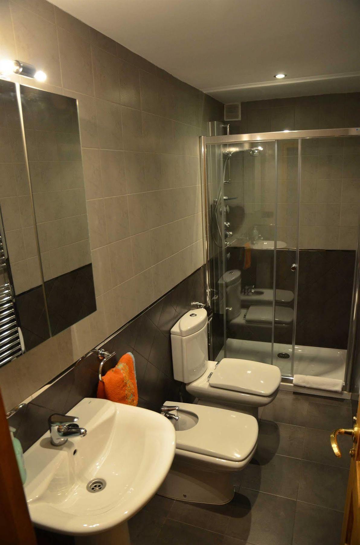 Apartamentos Spa Cantabria Infinita Cillorigo de Liebana المظهر الخارجي الصورة